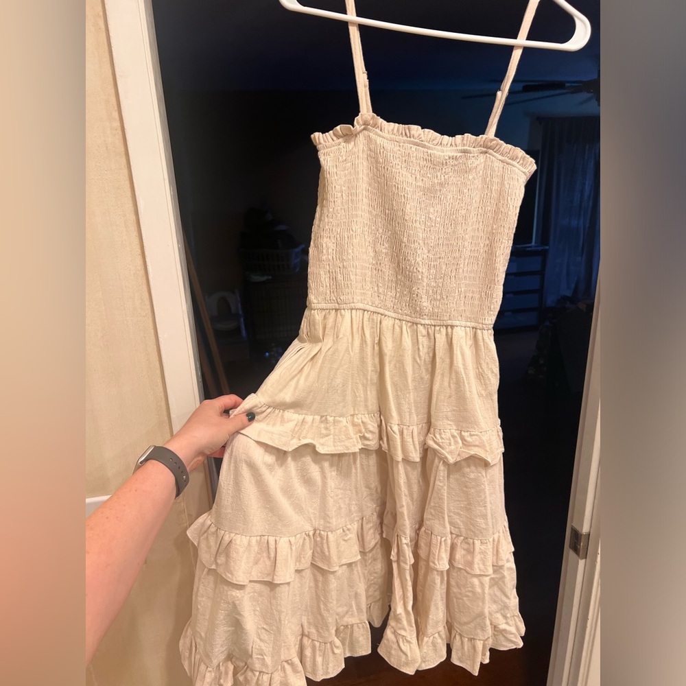 NWOT Carly Jean Los Angeles- Cream LINEN Tiered Dress
